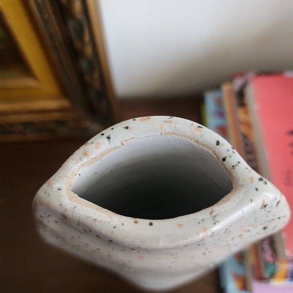 Studio Pottery Speckled Oval Ceramic Neutral Color Vase - Picture 9 of 9